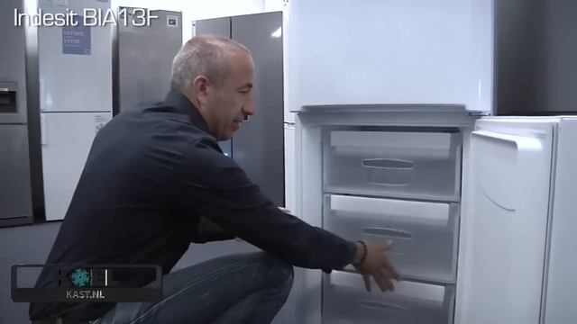 Indesit BIA13F koel-vriescombinatie. Mooie Indesit BIA 13 F koel/vriescombinatie demo video! смотреть онлайн