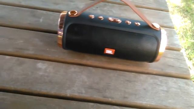 Колонка JBL смотреть онлайн