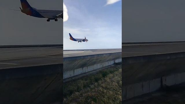 ОПОЗДАЛ! Рейсы редкие на Мадейре. Мы ждали самолёт 30 минут, чтобы заснять его посадку #мадейра смотреть онлайн