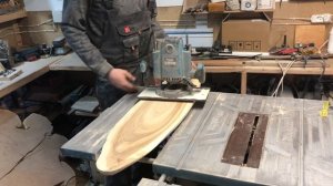 ДЕРЕВЯННАЯ ДОСКА ДЛЯ ПОДАЧИ БЛЮД СВОИМИ РУКАМИ. или БЛЮДО ЛОДОЧКА ИЗ ДЕРЕВА СВОИМИ РУКАМИ.