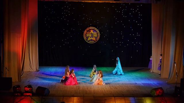 ДНЕПР ВОСТОЧНЫЕ СКАЗКИ Театр мод Карусель. смотреть онлайн