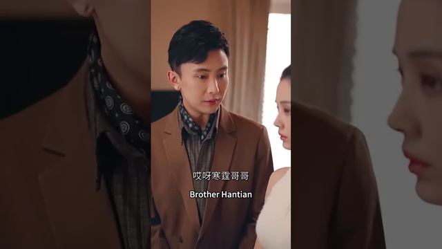 億萬總裁得怪病白天無法出門，陰差陽錯發現女孩是他唯一的解藥，下秒閃婚同居一步到位！ #熱播短劇#霸道總裁#甜寵#chinesedramaengsub смотреть онлайн