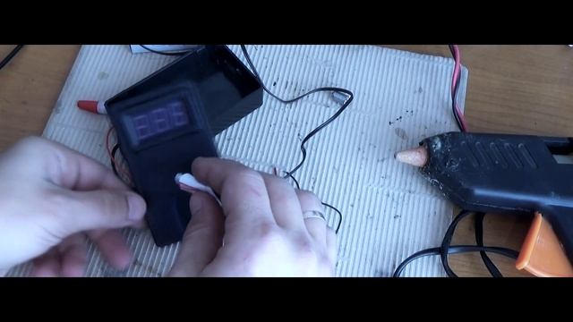 Как сделать ПОРТАТИВНЫЙ ТЕРМОМЕТР | датчик температуры | термопара | термодатчик своими руками смотреть онлайн