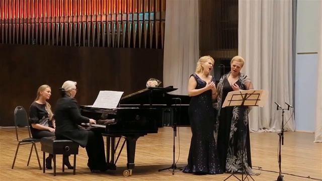 П. Чайковский, сл. И. Сурикова - «В огороде возле броду» смотреть онлайн