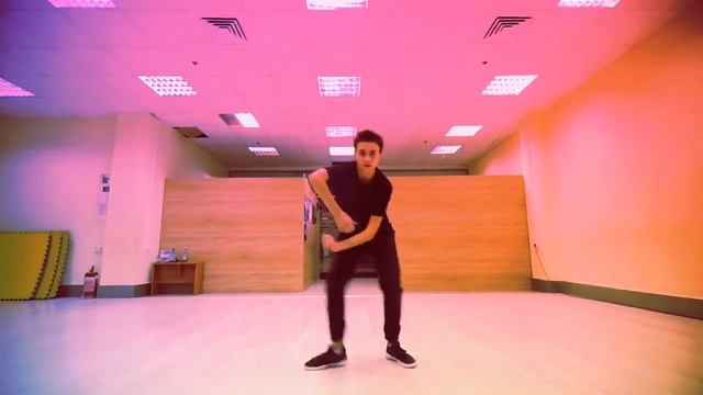 Танец под Тони Раут & Talibal - Кровавая Мэри (Я не мог поверить что ты можешь быть такой красивой) смотреть онлайн