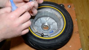Замена подшипников и сальников на МК Ninebot KickScooter Max / Replacement of bearings and seals on