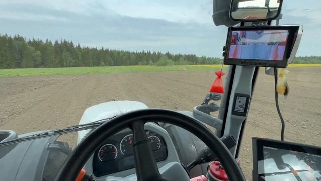 Посадка картофеля в 2023 / Работа на тракторе VALTRA N 174 и сажалке GRIMME GL 430 / Снова в поля смотреть онлайн