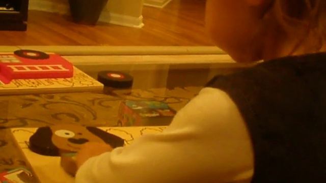 20 months old solving a puzzle for 2+ смотреть онлайн