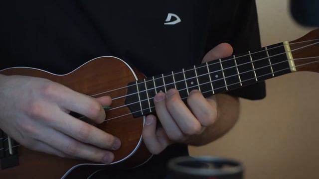 Как играть NOIZE MC - ЖЕЧЬ ЭЛЕКТРИЧЕСТВО на УКУЛЕЛЕ (+ СОЛО) смотреть онлайн