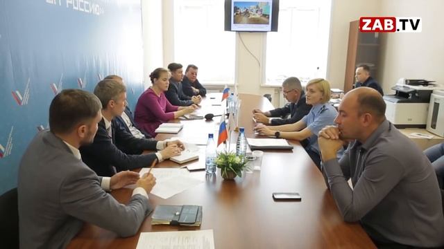 Дорога в Беклемишево стоит не дешевле, чем золотая смотреть онлайн