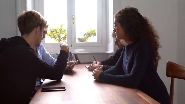 inCharge® 6 — это зарядный кабель брелок для ключей, который управляет всеми устройствами. смотреть онлайн