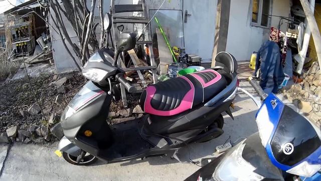 Первый раз в этом году выезжаю на электроскуторе. Не нашел ключи. смотреть онлайн