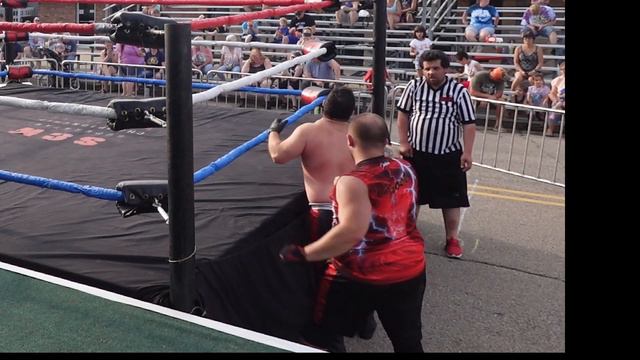 SCW: Frost Vs. Valentino #indywrestling #wrestling #prowrestling #kingpin #robfrost смотреть онлайн