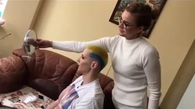 Кирилл Терёшин сбрил брови и волосы на жопе сделали крутой макияж смотреть онлайн