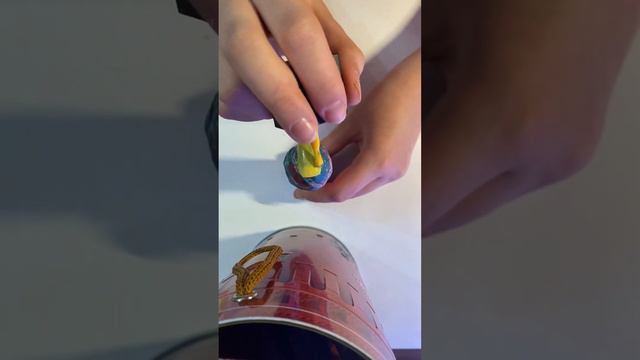 Первое видео😱 Как правильно наносить гель лак💅надеюсь будет полезно))Подпишись тут будет весело😎 смотреть онлайн