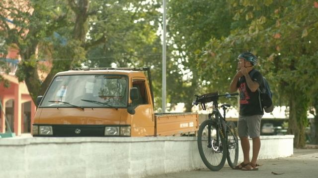 Fujifilm X-T20 and Viltrox 56mm f/1.4 Test | Self-Filmed смотреть онлайн