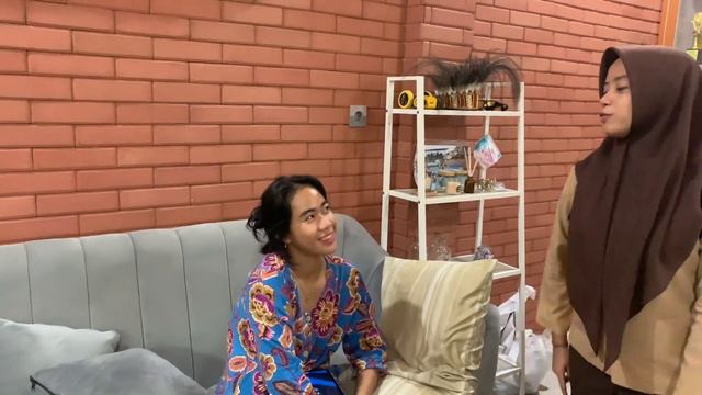 Drama "Revolusi Tata Busana" Kelompok Marah Rusli - XI IPA 6 смотреть онлайн