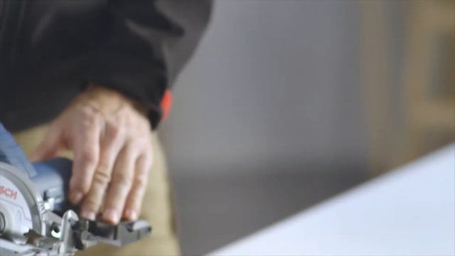 Bosch Cordless Tools | Circular Saw | GKS 10,8 V-LI Professional смотреть онлайн