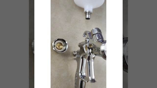 Краскопульт W400 Vione . аналог Iwata W400    Внешний осмотр