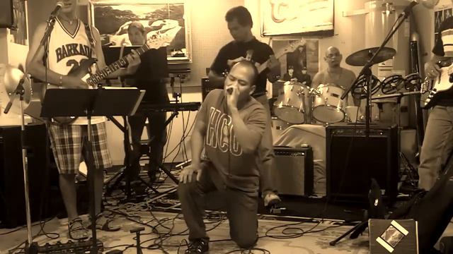 I NEVER CRY by Flipside смотреть онлайн