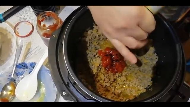 ВКУСНЫЕ СЫТНЫЕ МАКАРОНЫ С ФАРШЕМ в мултиварке смотреть онлайн