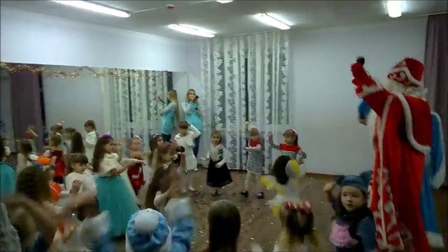 Новогодняя вечеринка в школе танца на Котовского. смотреть онлайн