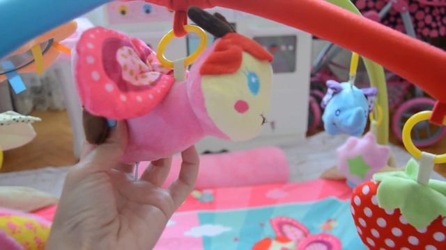 Развивающий коврик "Зверюшки" 31614 PlayTo смотреть онлайн