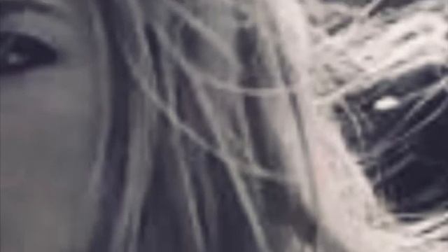 Стих О Любви Прекрасные Мгновения Читает Автор А.М.Т. смотреть онлайн