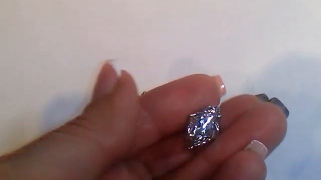 Серьги с изумрудным кварцем и топазами смотреть онлайн