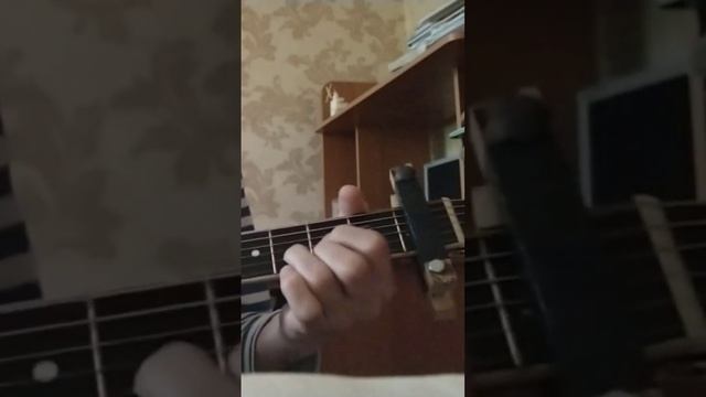 Сделал самодельный каподастр чтобы сыграть это (Eminem) смотреть онлайн