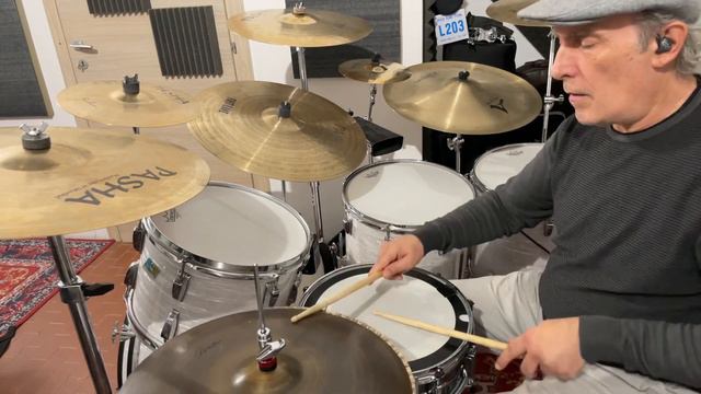Pink Floyd • Shine On You Crazy Diamond • Drum Cover смотреть онлайн