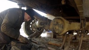 Далнабой 38 RUS. Зил, Валдай, Продолжение установки моста БЫК-ВАЛДАЙ часть# 2