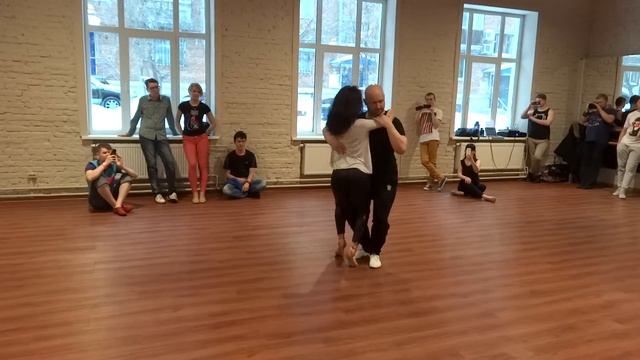 Bachata sensual, Izhevsk 31.01.2016, Sasha & Christi - Ведение руками, корпусом, коленями смотреть онлайн