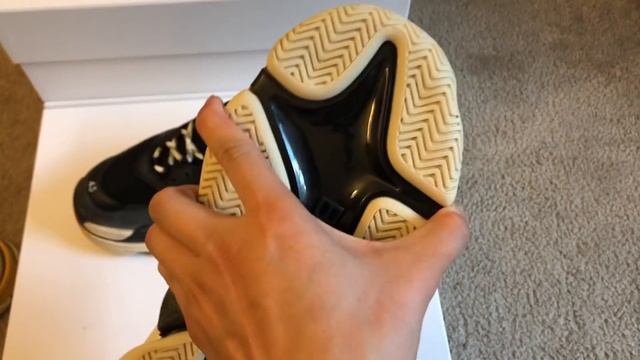 Balenciaga Triple S Sneaker Fit & Review смотреть онлайн