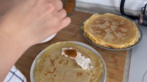 Блины со сгущенкой вареной. Блинчики на Масленицу с творогом с сгущенкой