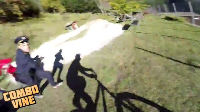 Go Pro .Ушёл от погони на велике смотреть онлайн
