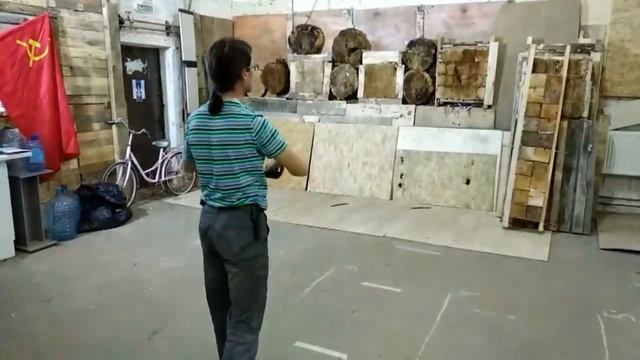 Тест метательных ножей Утюг и Шпатель. Часть 2 смотреть онлайн