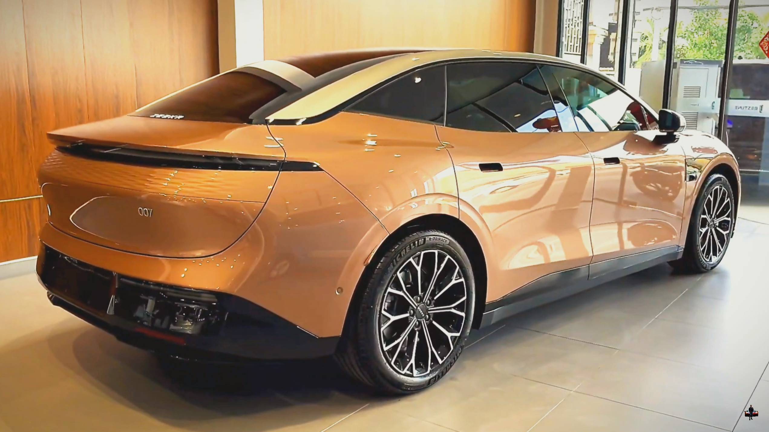 "ZEEKR 007 2024": Обзор Экстерьера и интерьера смотреть онлайн