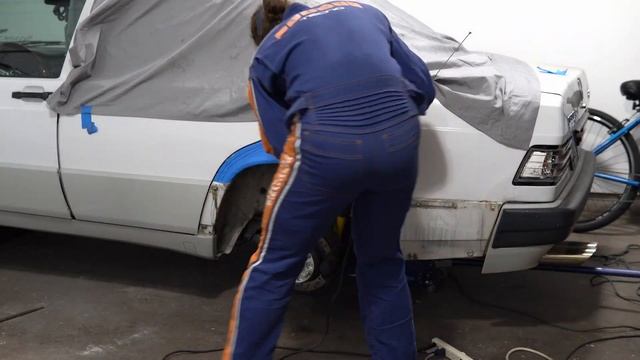 Mercedes 190E Pandem Install 4K