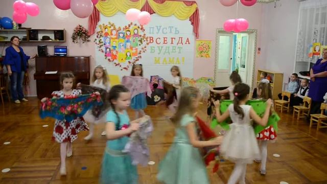 Русский народный танец с платками смотреть онлайн