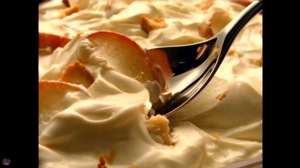 Украинская реклама десерт Danissimo, яблочный пирог