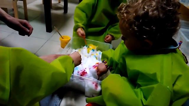 Красим снег смотреть онлайн