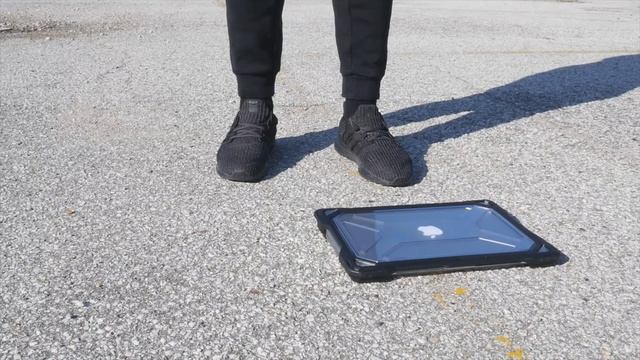 I Dropped My MacBook... смотреть онлайн