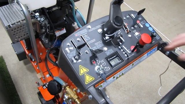 Самая мощная строительная техника - резчик Husqvarna FS 524 алмазная резка бетона, камня, асфальта смотреть онлайн