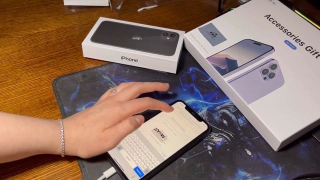 РАСПАКОВКА IPHONE 11 128 ЗА 28000 ТЫСЯЧ // ЯНВАРЬ 2023 // ПОКУПКА АЙФОНА НА ОЗОН смотреть онлайн