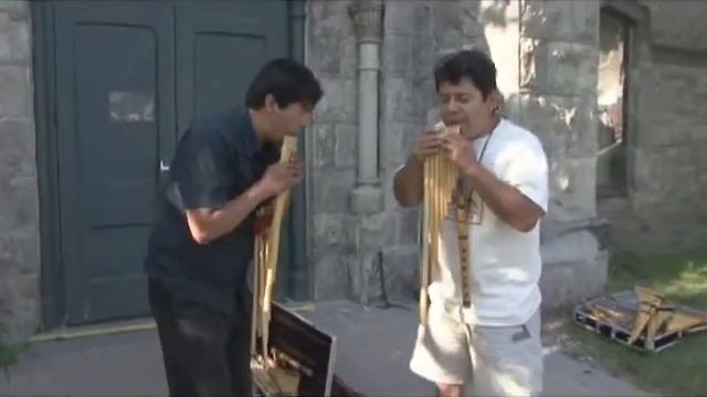 The Mill Race Festival features Pan Flute players Elvis Sanchez of Rukannas смотреть онлайн