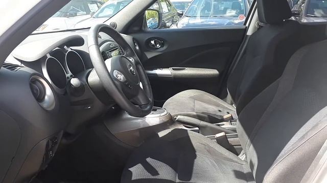 2017 Nissan Juke SV смотреть онлайн
