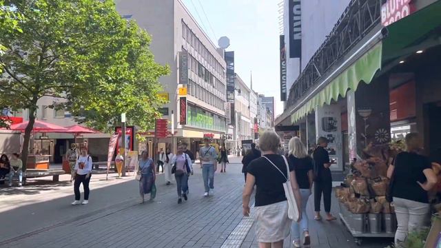 Dortmund’un 🇩🇪çarşısında bilin bakalım 🤔 karşıma ne çıktı ⁉️#almanya#garden#plants#dortmund смотреть онлайн