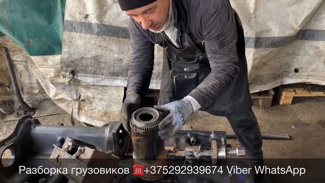 Как вынуть гильзу из двигателя RENAULT MAGNUM MACK 440-480 ETECH Разборка Европейских грузовиков смотреть онлайн