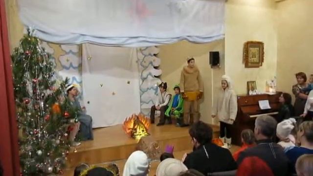 Рождественский спектакль в воскресной школе (Ялта) - 2 (7 января 2015г.) смотреть онлайн